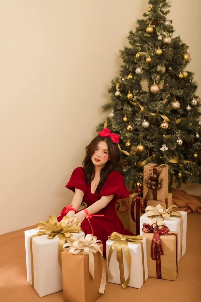 Hot Girl 9X Thảo Nari – Bộ Ảnh Noel Dễ Thương Gây Thương Nhớ 2 Gương mặt đáng yêu gây thương nhớ
