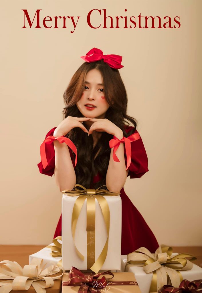 Ảnh đón Giáng sinh ngọt ngào của Thảo Nari