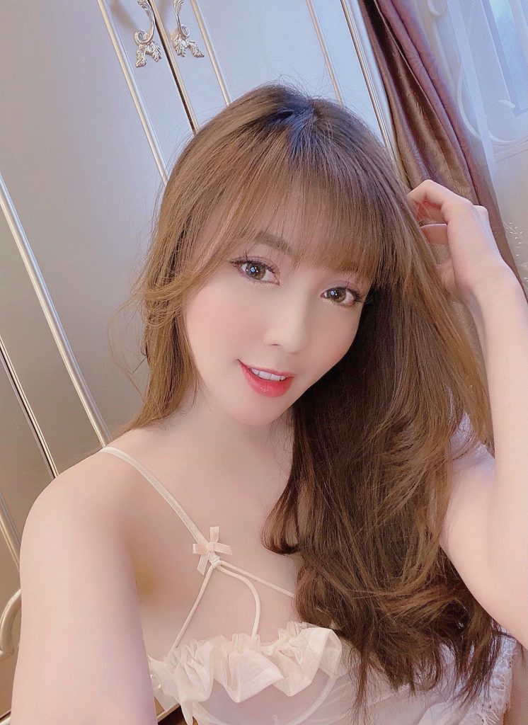 Âu Hà My – Hot Girl 9x Xinh Đẹp, Tài Năng Và Đáng Yêu 6 Âu Hà My hạnh phúc với cuộc sống hiện tại