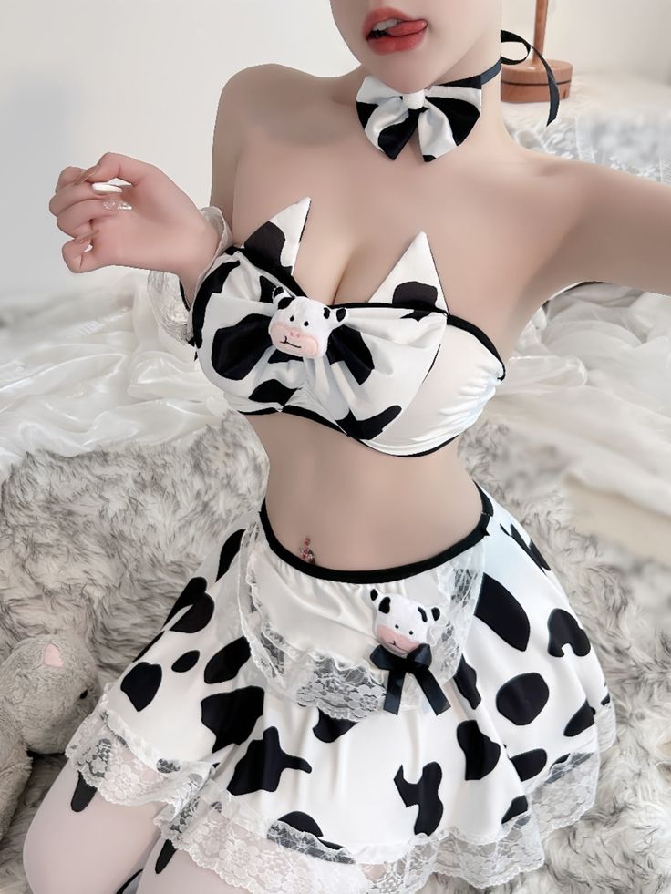 Hot Girl Cosplay: Những Cosplay Bò Sữa Cực Kỳ Gợi Cảm Và Hấp Dẫn 3 Bộ ngực khủng của nàng hot girl khiến nhiều người choáng ngợp