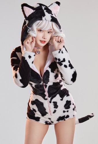 Hot Girl Cosplay: Những Cosplay Bò Sữa Cực Kỳ Gợi Cảm Và Hấp Dẫn 6 Nàng hot girl với màn cosplay bò sữa ma mị