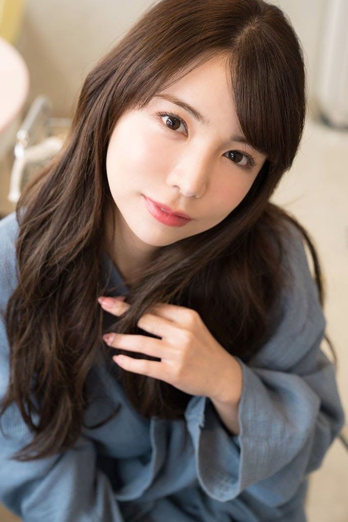 QQlive Hot Girl 18+ Của Làng JAV Miu Nakamura 3 Người đẹp với sự nghiệp đỉnh cao của mình