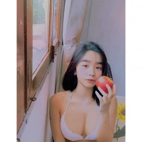 QQlive chia sẻ thông tin về nàng hot girl Thiên Di