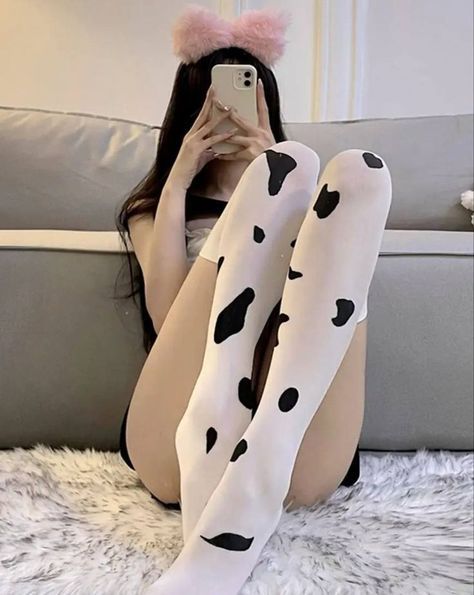 Hot Girl Cosplay: Những Cosplay Bò Sữa Cực Kỳ Gợi Cảm Và Hấp Dẫn 8 Thân hình gầy gò nhưng lại sở hữu bộ ngực thuộc hàng khủng là điểm mạnh của nàng coser