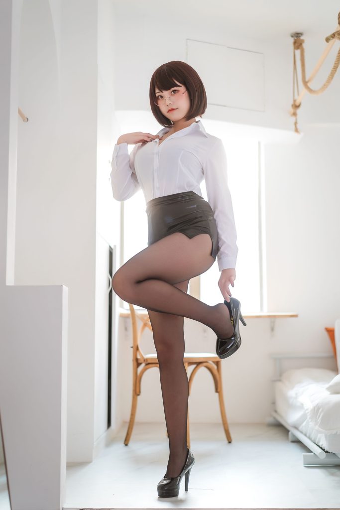 QQlive Ngắm Hot Girl Honey Cát Qiu Sexy 18+ - Vẻ Đẹp Nóng Bỏng Gây Sốt 2 Honey Cát Qiu đã có cơ hội khoe trọn vẹn vẻ đẹp hình thể của mình