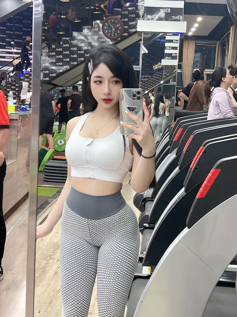 QQlive Phạm Hồng Nhung Sexy Mê Hoặc Lòng Người - Vẻ Đẹp Gợi Cảm Đỉnh Cao 2 Người đẹp sở hữu 3 vòng cực chuẩn
