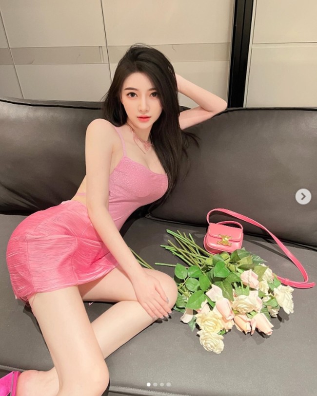 QQlive Ngắm Hot Girl Xứ Trung Cực Nóng Bỏng - Vẻ Đẹp Gợi Cảm Gây Sốt 6 Người đẹp sở hữu thân hình mà nhiều người mơ ước