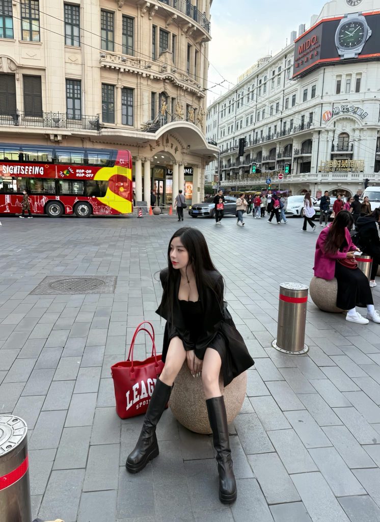 QQlive qqlive chia se thong tin ve pham hong nhung 4