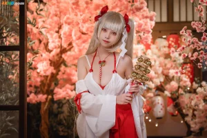 QQlive giới thiệu Honey Cát Qiu