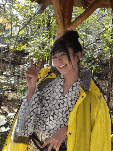 Hikari Aozora mỹ nhân 18+ sở hữu nụ cười tươi