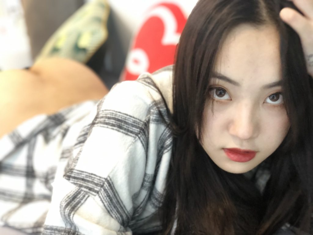 QQlive: Qinwei Yingjie người đẹp mới nổi sexy nóng bỏng 3 QQlive vì sao người đẹp được biết đến vậy?