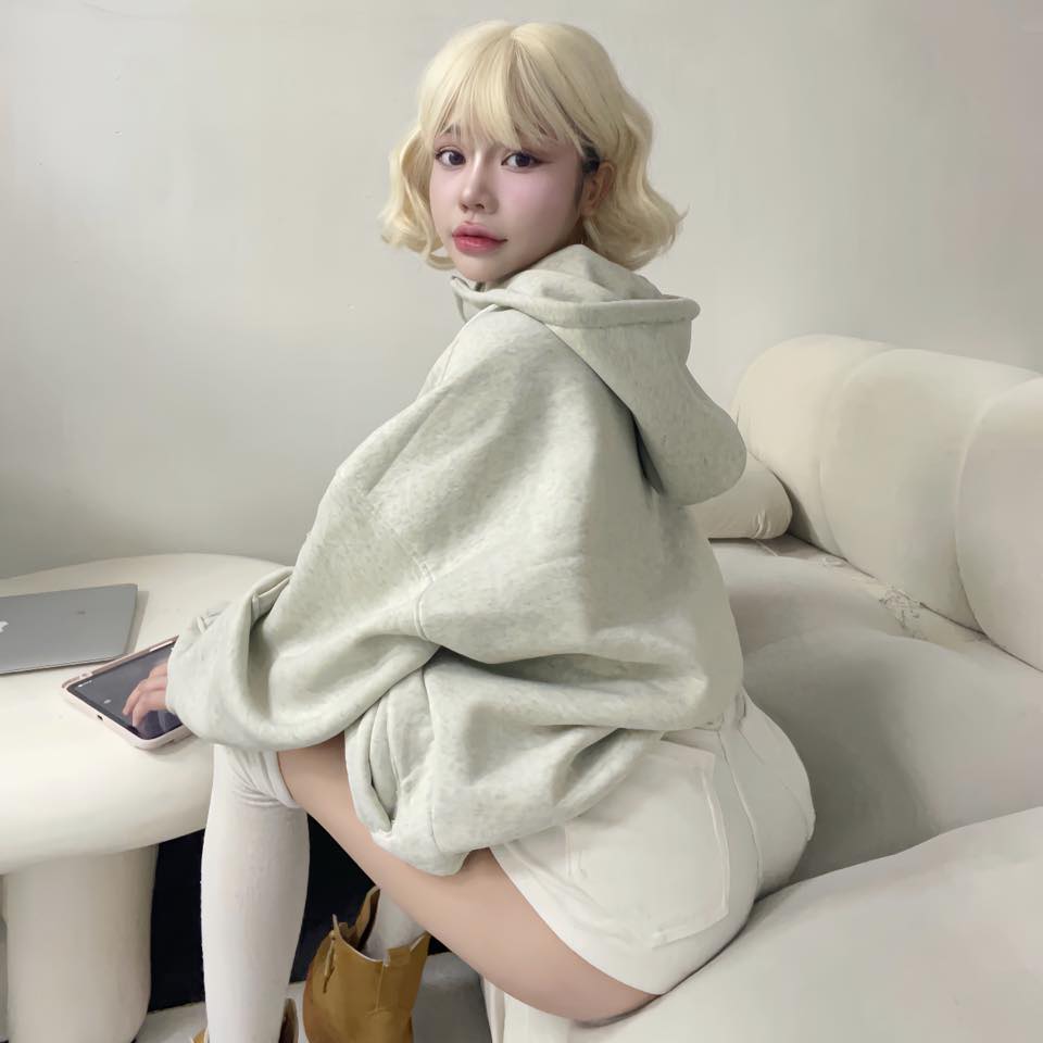 QQlive - Hot Girl KOL Sexy 18+ Dương Mỹ Diện - Thân Hình Nóng Bỏng Gây Sốt 2 QQLive giới thiệu Dương Mỹ Diện - Hot girl sexy Việt Nam