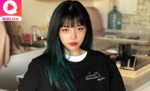 Linh Ngọc Đàm – “Thánh nữ livestream” gây sốt