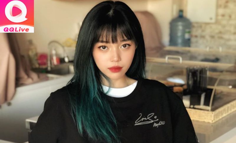 Em Họ Streamer Linh Ngọc Đàm Livestream Show Hàng Cực Hot – Bí Mật Đằng Sau Độ Nóng Bỏng 1 Linh Ngọc Đàm – “Thánh nữ livestream” gây sốt