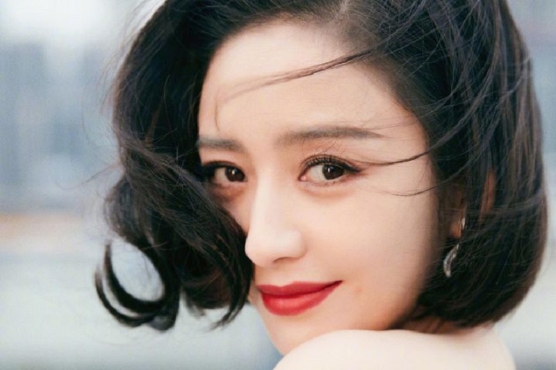 Đồng Lệ Á - Mỹ Nữ Tân Cương “Sắc Nước Hương Trời” Có Thực Sự Vượt Qua Địch Lệ Nhiệt Ba? 3 Đồng Lệ Á