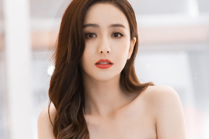 Đồng Lệ Á - Mỹ Nữ Tân Cương “Sắc Nước Hương Trời” Có Thực Sự Vượt Qua Địch Lệ Nhiệt Ba? 5 Đồng Lệ Á