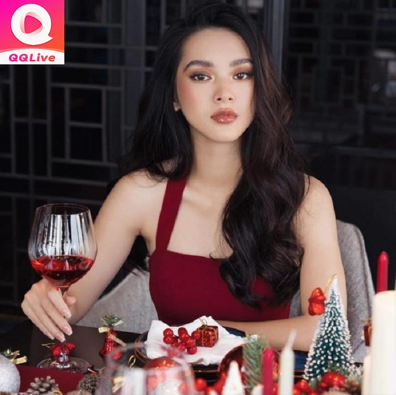 Top 4 gái xinh Vbiz góp mặt đường đua nổi tiếng trên QQLive 4 Diễn viên Quỳnh Lương - Gái xinh Vbiz