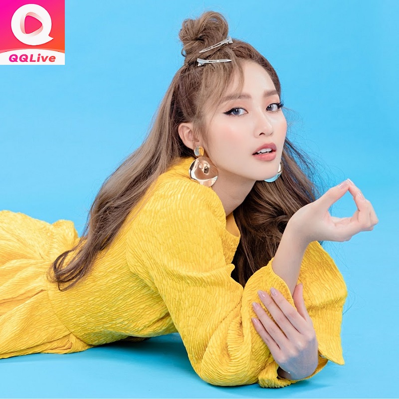 Top 4 gái xinh Vbiz góp mặt đường đua nổi tiếng trên QQLive 5 Gái xinh Vbiz Khả Ngân