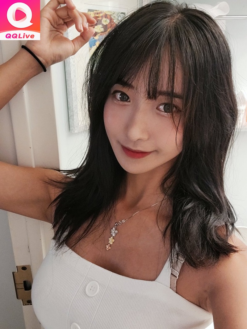 Jinnytty - Streamer Hàn Quốc cá tính