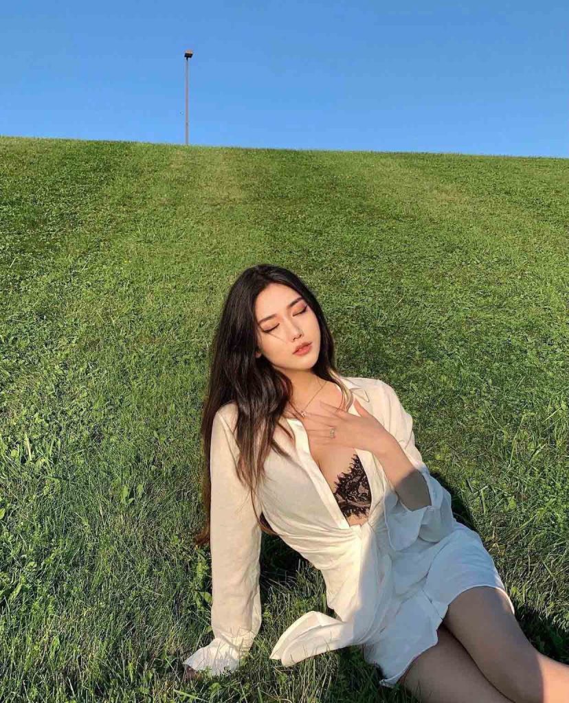 Hot Girl Hàn Quốc Somi: Nữ Thần 18+ Đẹp Mê Hồn Trận Ở QQlive 2 Hot girl Hàn Quốc Somi tên thật là Choi Somi