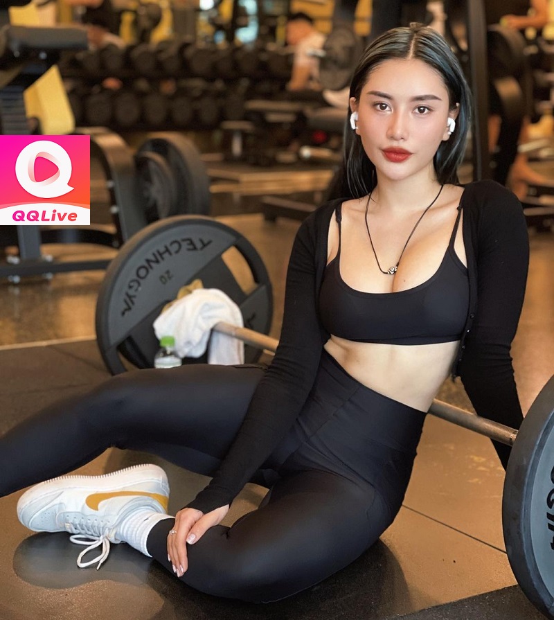 Hot girl Lê Thu Trang