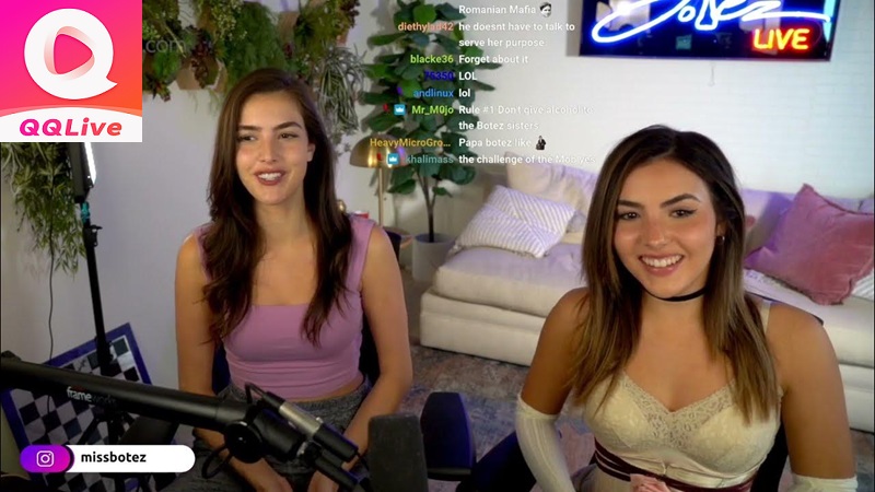 Alexandra vs Andrea Botez