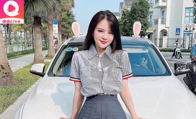QQLive 2024 Bùng Nổ “Vitamin Gái Xinh” Chấn Động Chuyến Này 2 QQlive hot bac nho dan vitamin gai