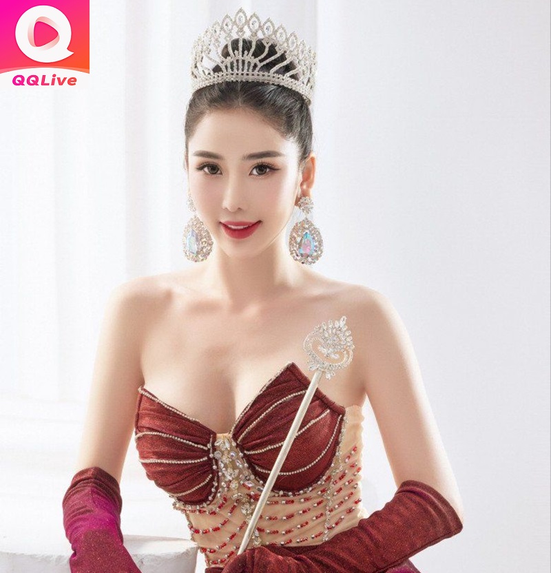 Trịnh Thanh Hồng trong nghi vấn clip nóng